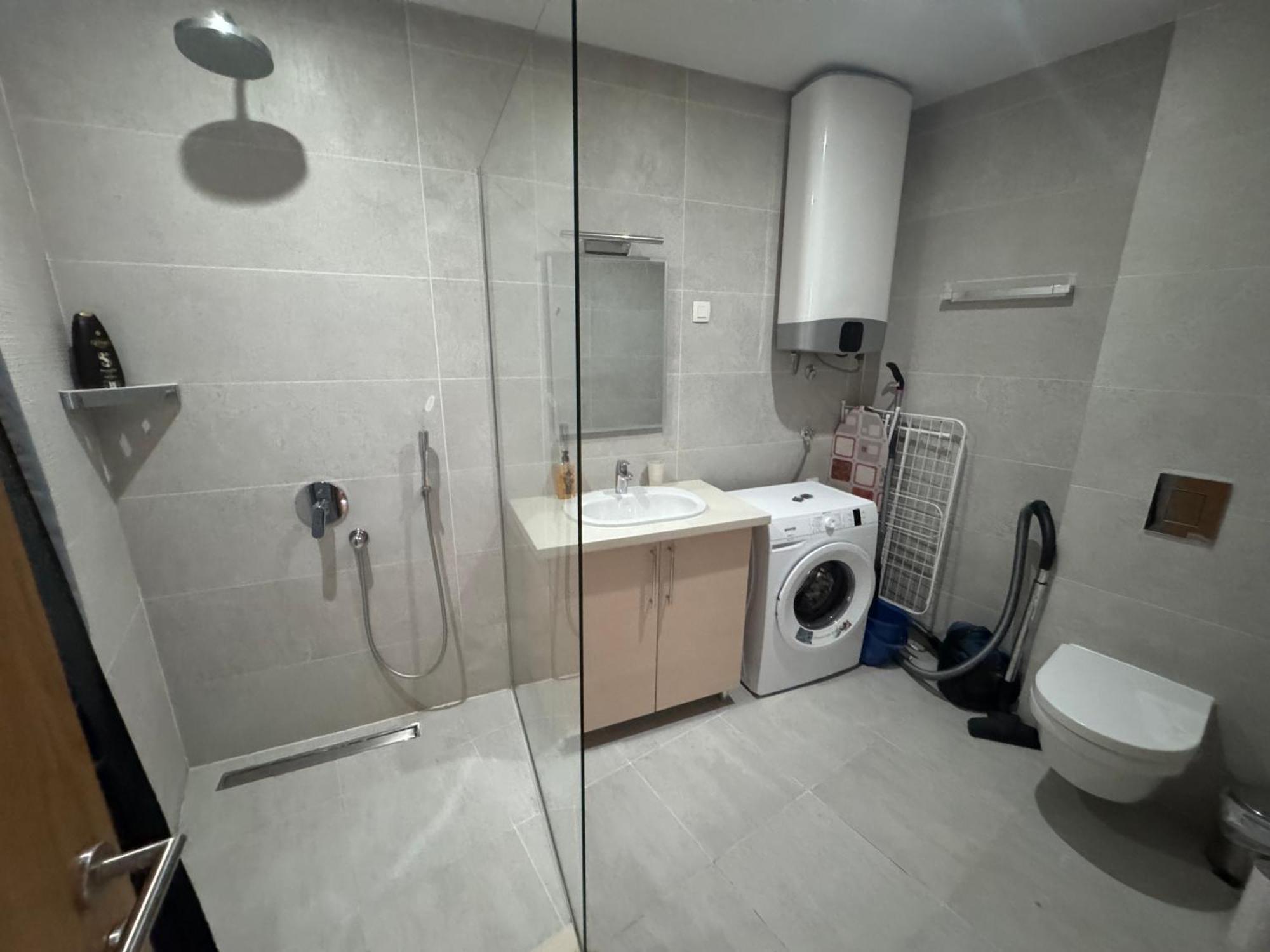 Apartment 2 *